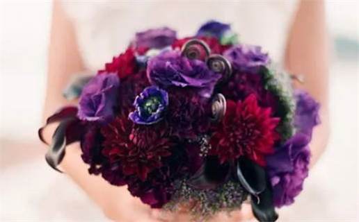 2029年农历九月十七结婚日子如何 适不适合办喜事 2029年农历九月十七结婚日子如何 适不适合办喜事